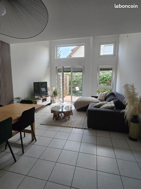 Appartement à louer, 120m², Bousbach