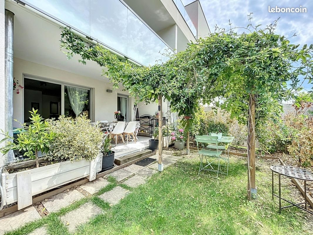 Appartement à vendre, 66m², Sérézin-du-Rhône