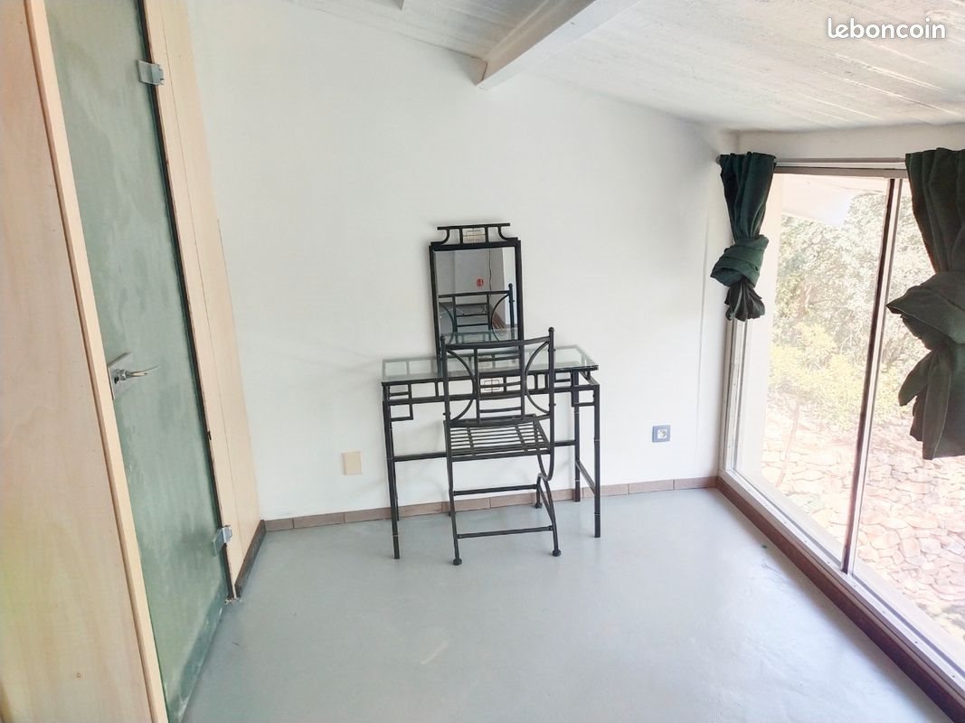 Appartement à louer, 40m², Nîmes