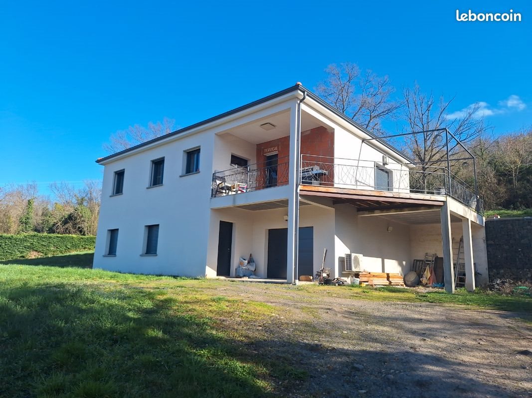 Maison à vendre, 104m², Neschers