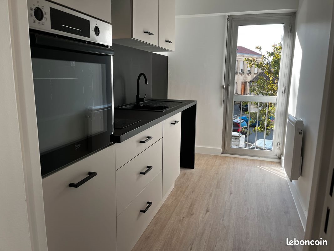 Appartement à louer, 67m², Bordeaux