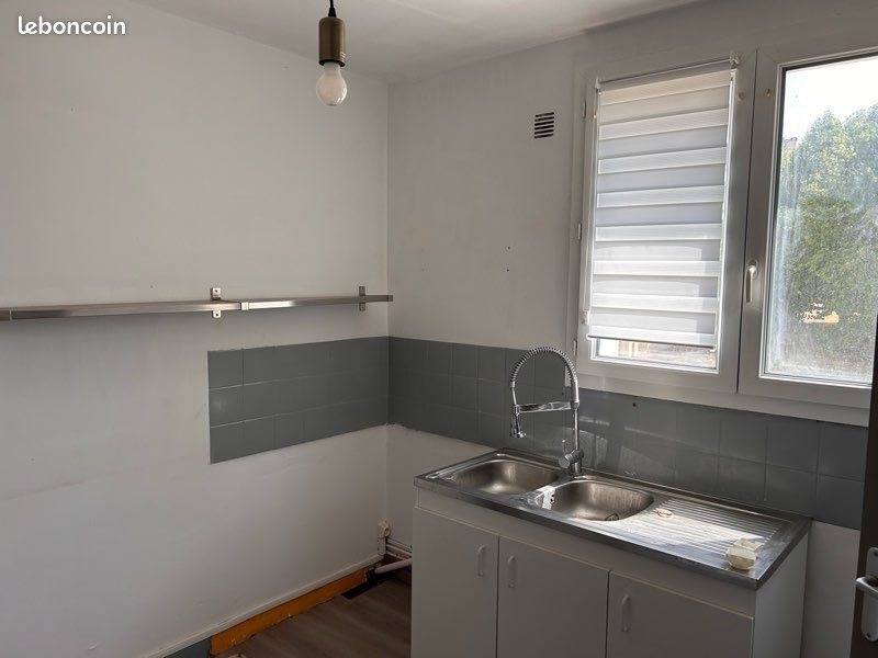 Appartement à louer, 60m², Rochefort