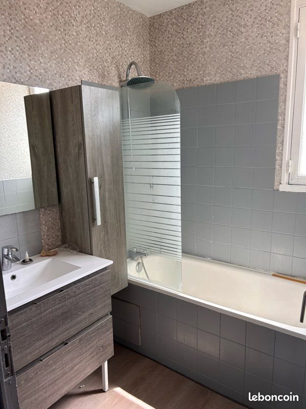 Appartement à louer, 60m², Rochefort