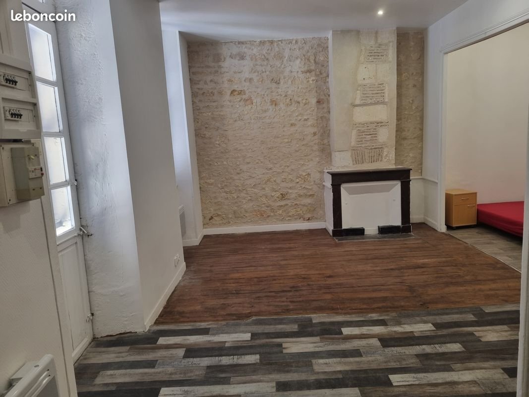 Appartement à louer, 48m², Rochefort