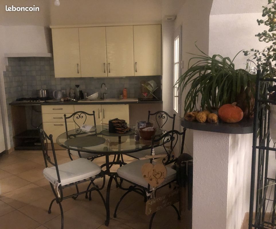 Maison à louer, 108m², Jayat