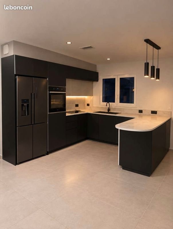 Maison à louer, 90m², Pélissanne