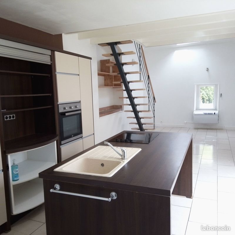 Maison à louer, 98m², Sampigny