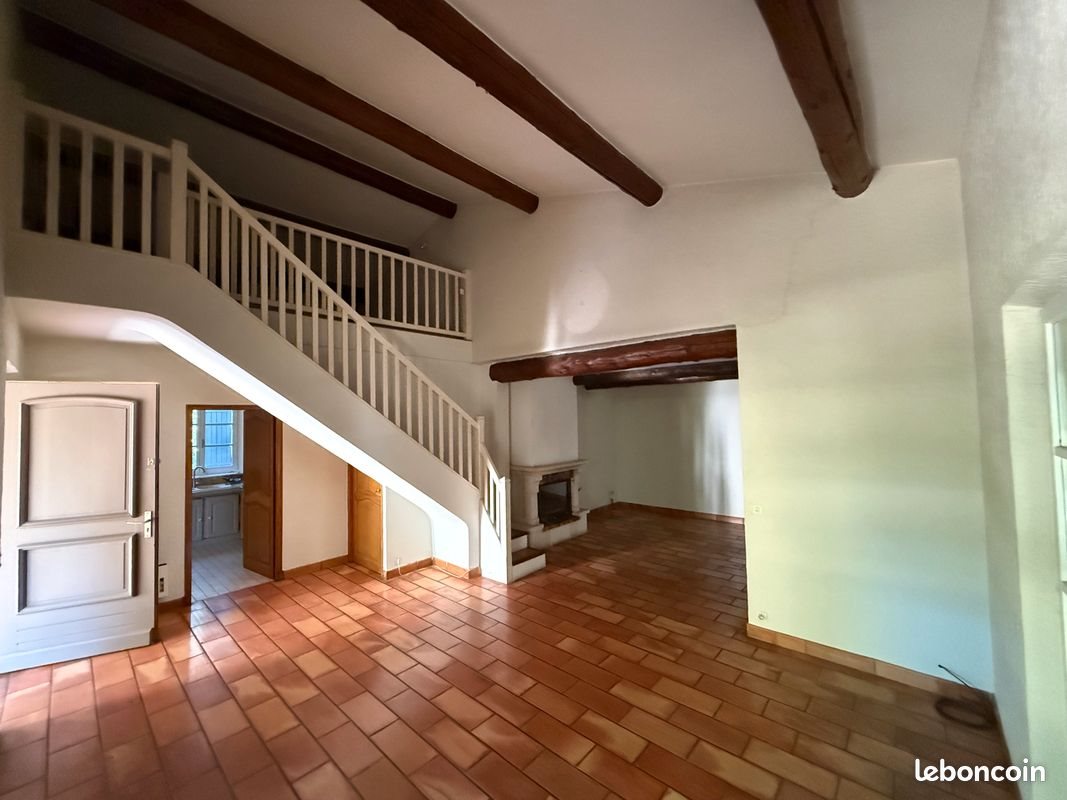 Maison à vendre, 105m², Lagnes
