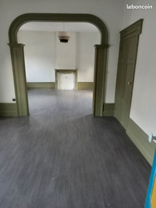 Maison à louer, 170m², Férin
