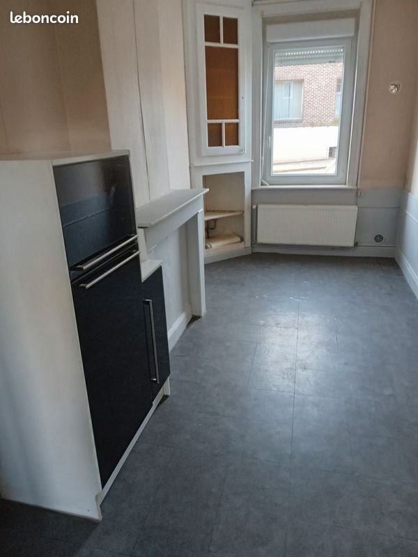 Maison à louer, 170m², Férin