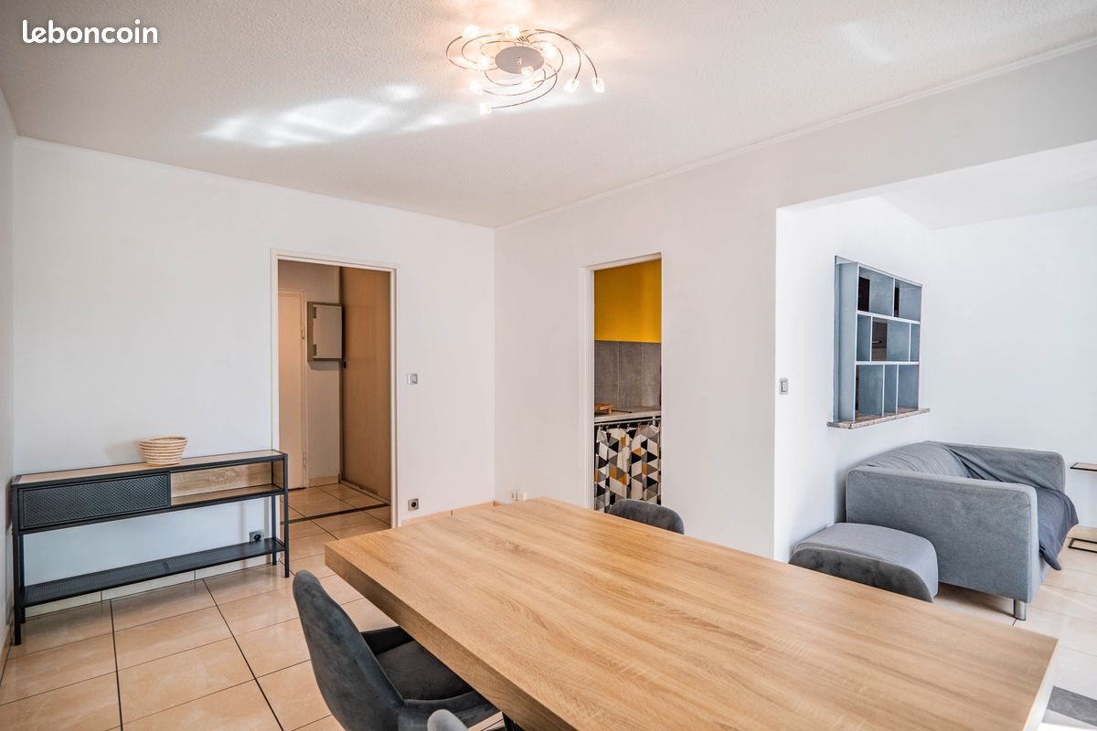 Appartement à louer, 47m², Saint-Raphaël