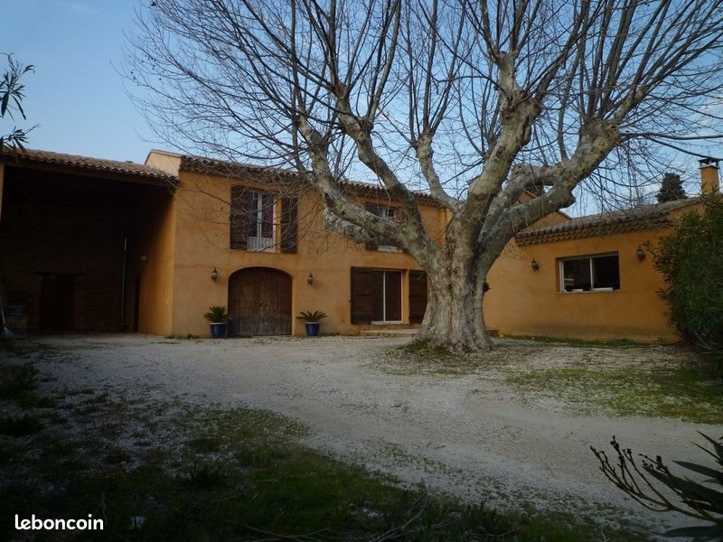 Maison à louer, 180m², Grans