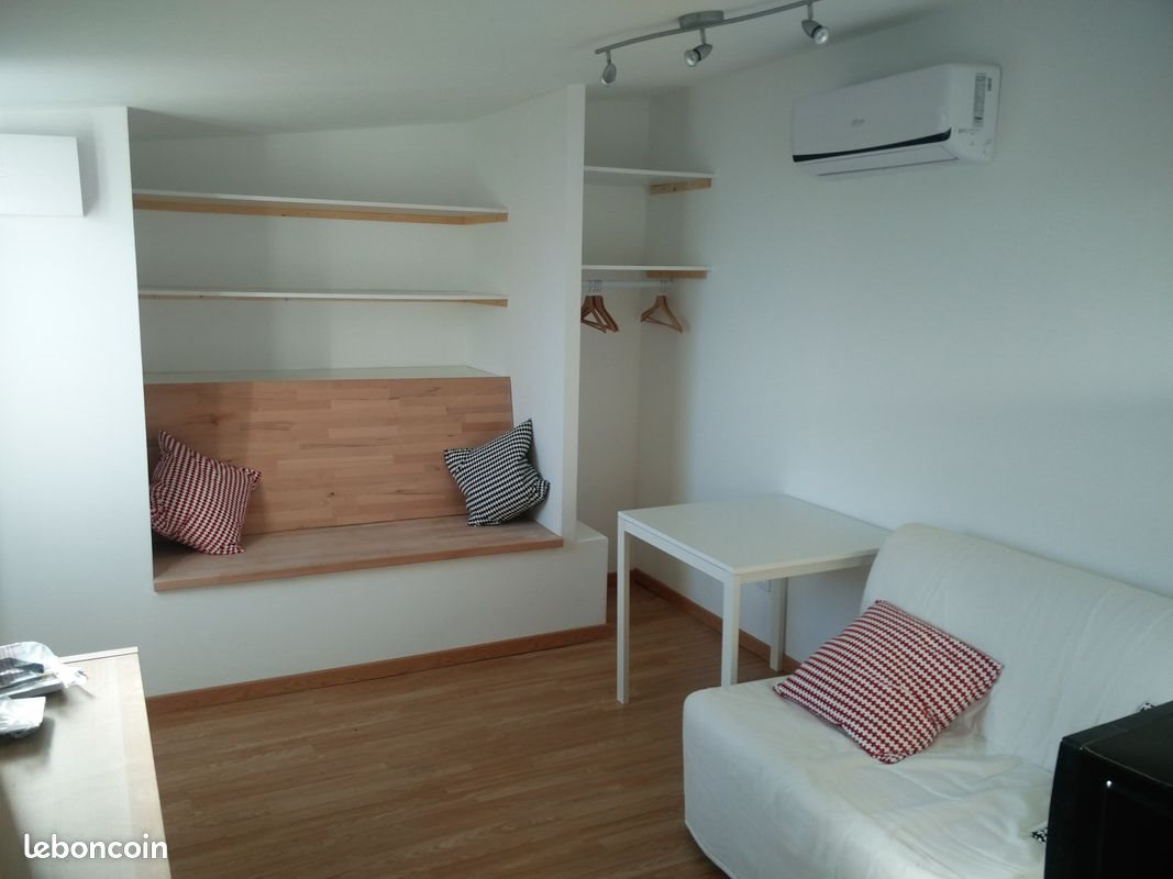Appartement à louer, 19m², Décines-Charpieu