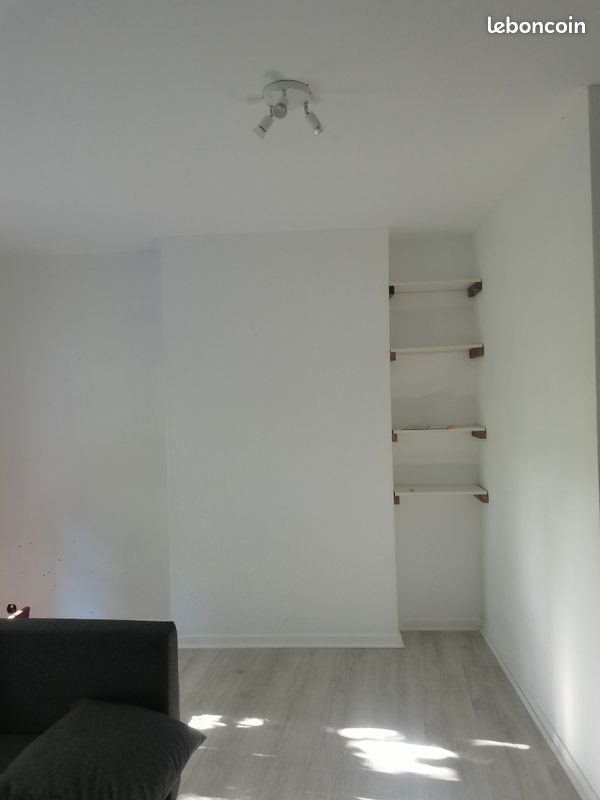 Appartement à louer, 30m², Uzès