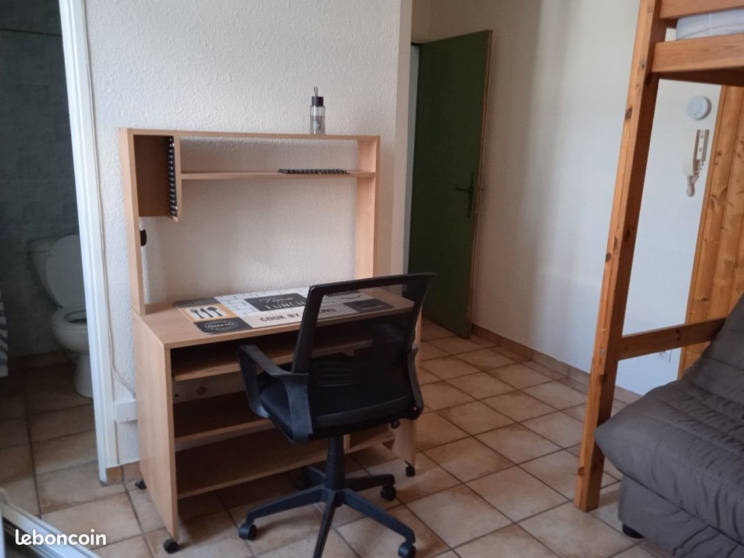Appartement à louer, 17m², Valence