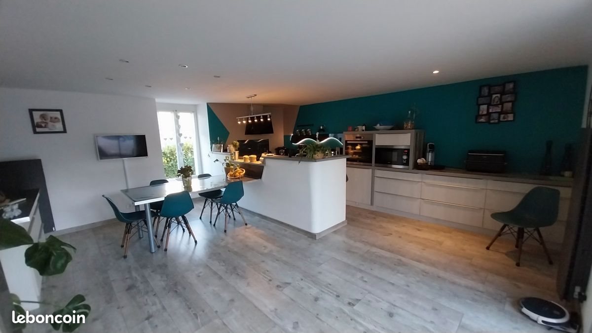 Maison à vendre, 140m², Saint-Hilaire-le-Vouhis