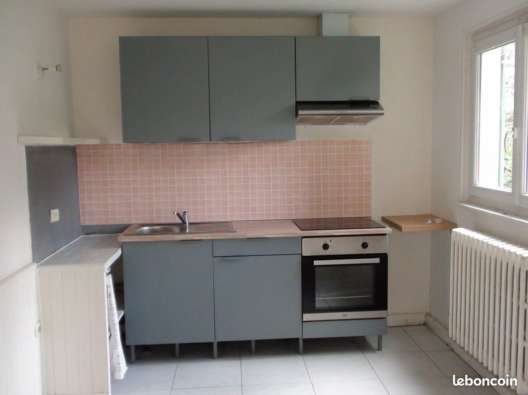 Maison à louer, 44m², Saint-Pons-de-Thomières