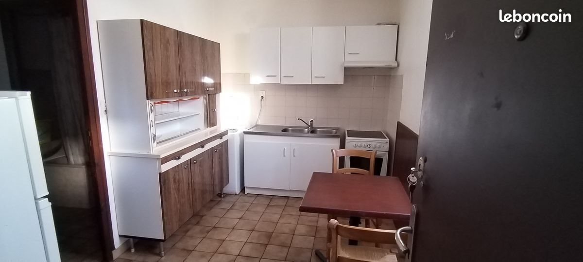 Appartement à louer, 29m², Ussel