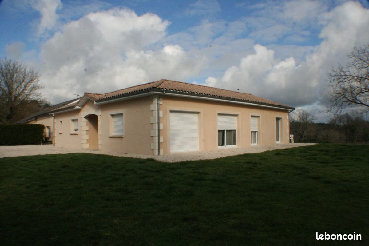 Maison à louer, 150m², Brantôme