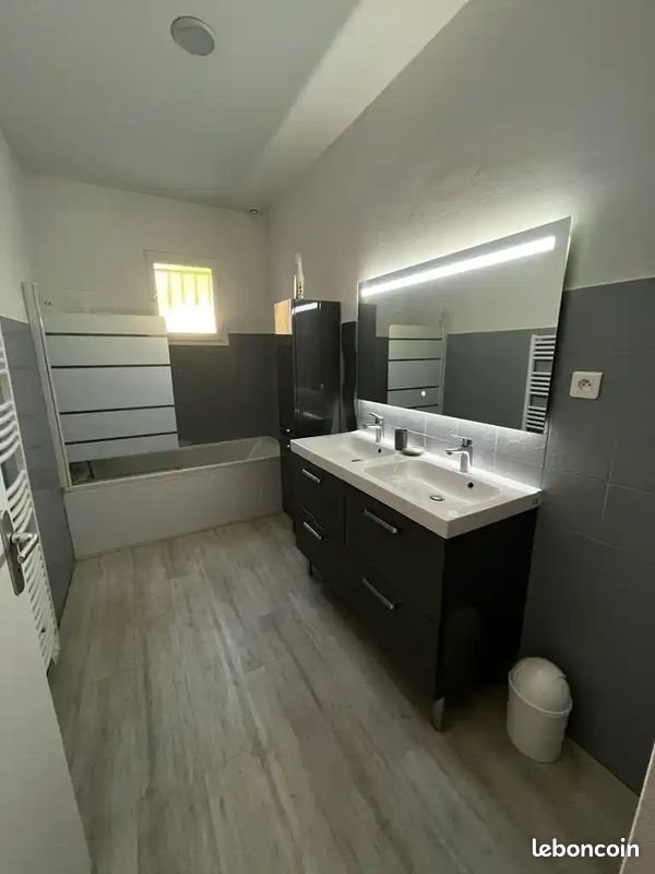 Maison à louer, 113m², San-Martino-di-Lota