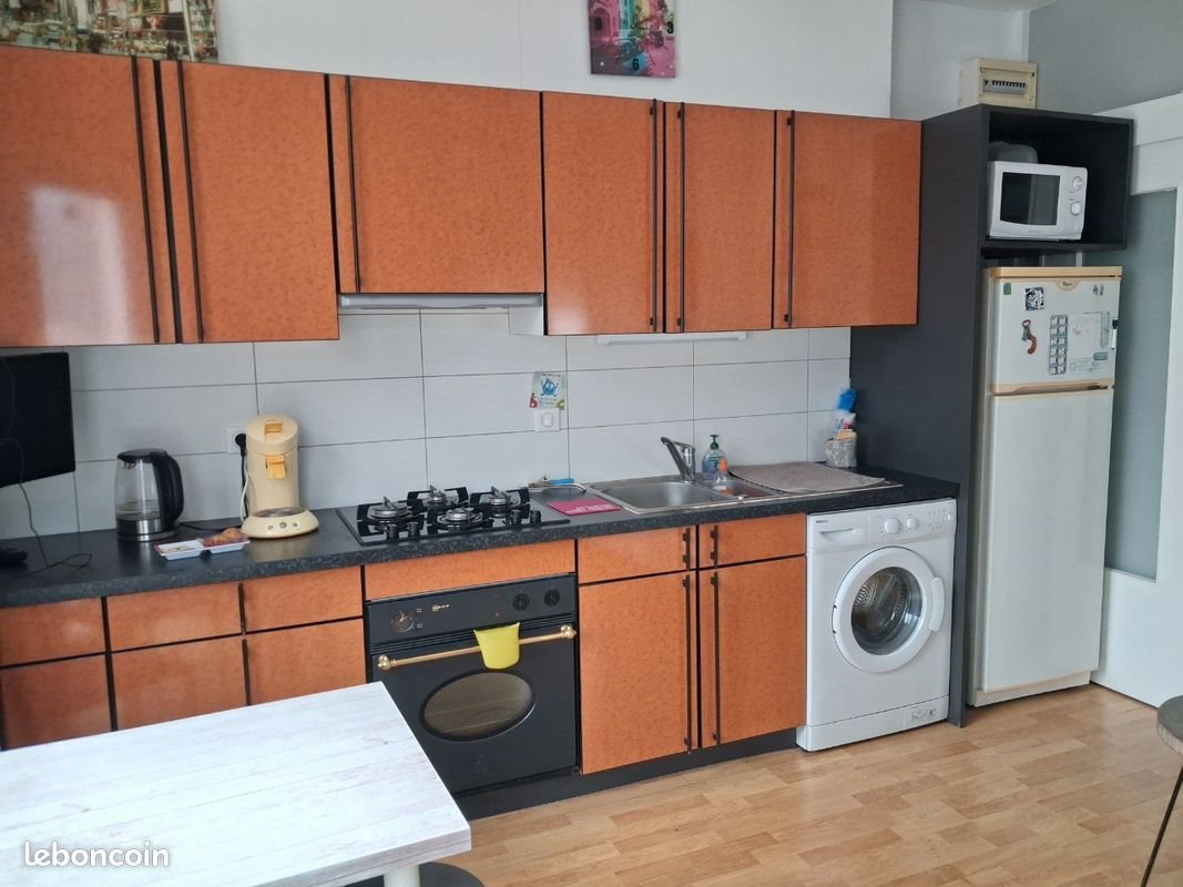 Maison à louer, 29m², Saint-Chély-d'Apcher
