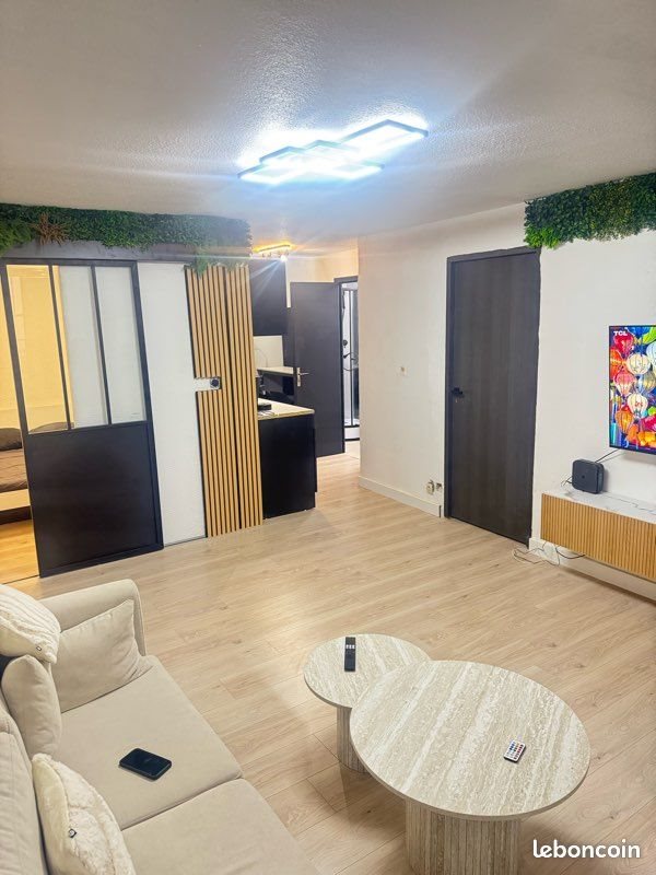 Appartement à louer, 39m², Nîmes