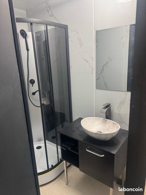 Appartement à louer, 39m², Nîmes