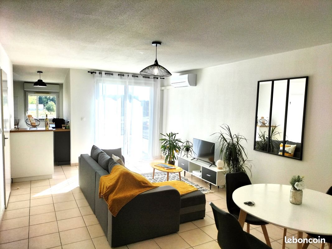 Appartement à louer, 46m², Saint-Estève