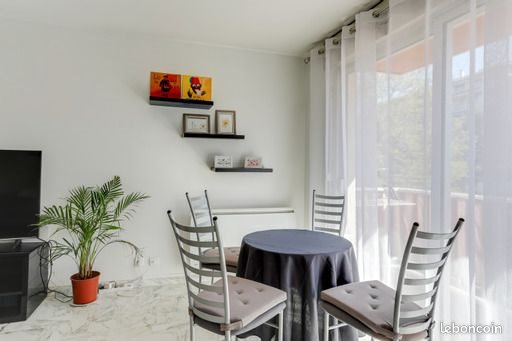 Appartement à louer, 31m², Vence