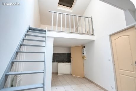 Appartement à louer, 26m², Sermaises