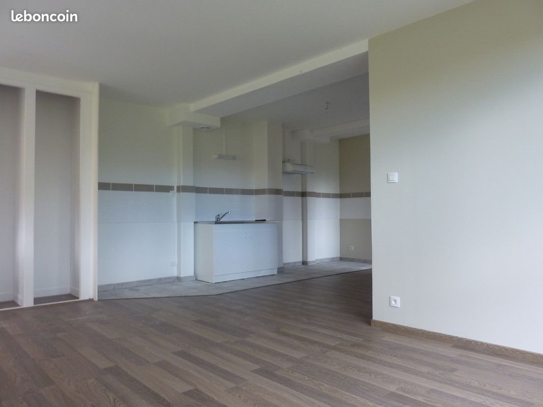 Appartement à louer, 68m², Nay