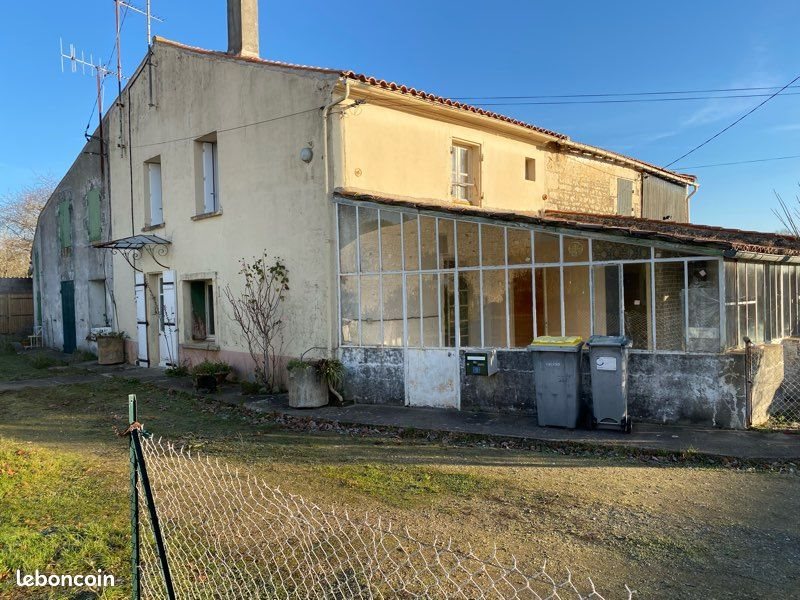 Maison à vendre, 80m², Saint-Saturnin-du-Bois