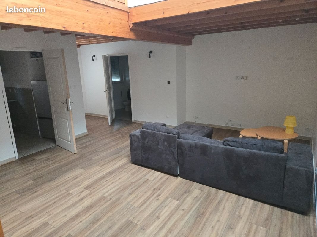 Appartement à louer, 80m², Décines-Charpieu
