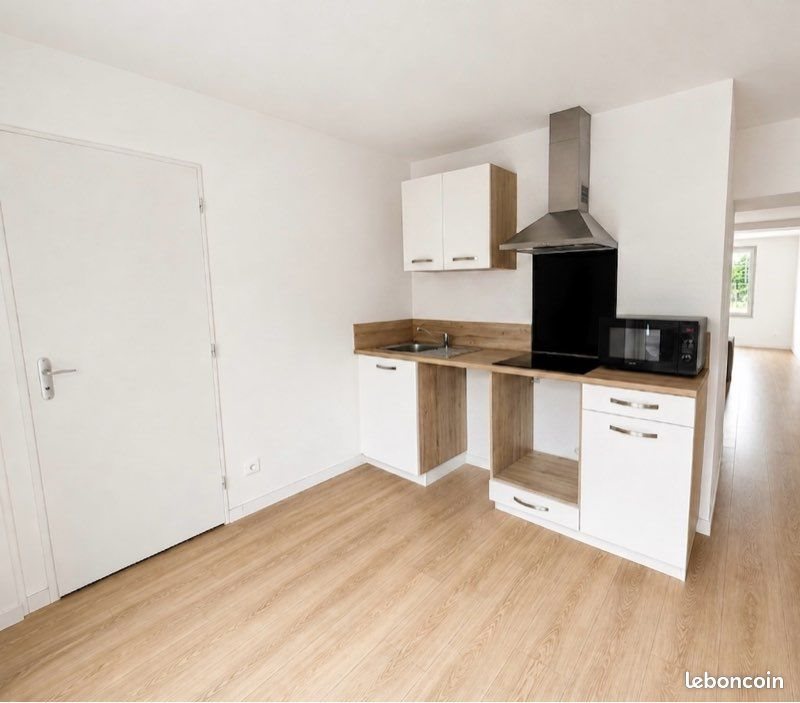 Appartement à louer, 80m², Cérans-Foulletourte