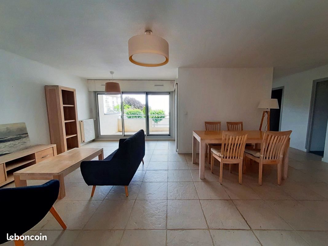 Appartement à louer, 84m², Vannes