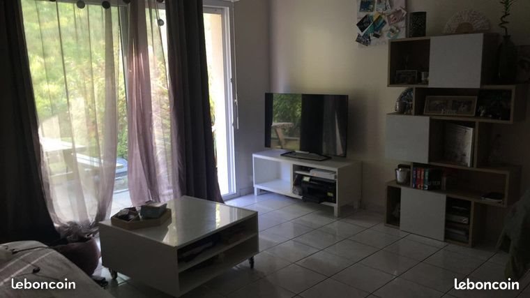 Appartement à louer, 45m², Lannion