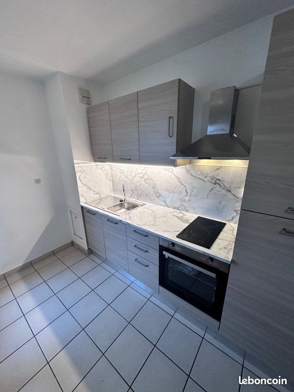 Appartement à louer, 32m², Lyon 8ème