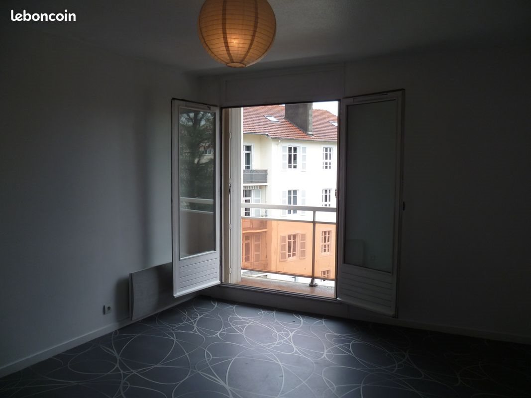 Appartement à louer, 21m², Pau