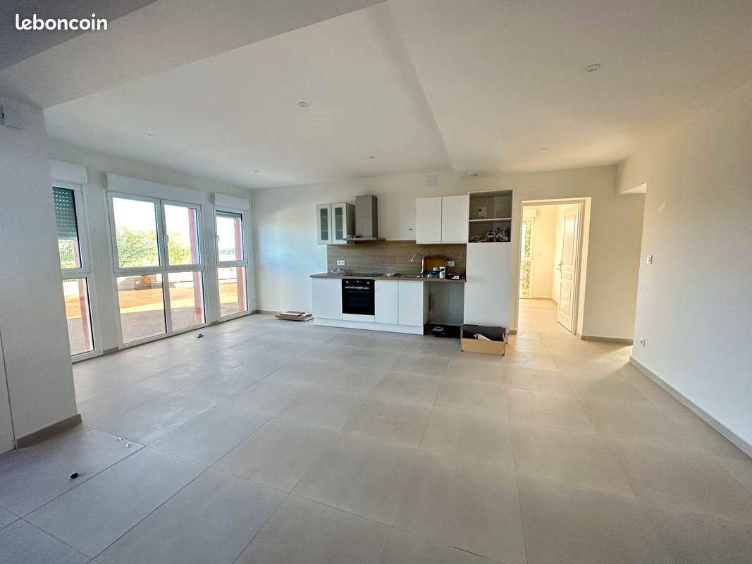 Appartement à louer, 105m², Saizerais