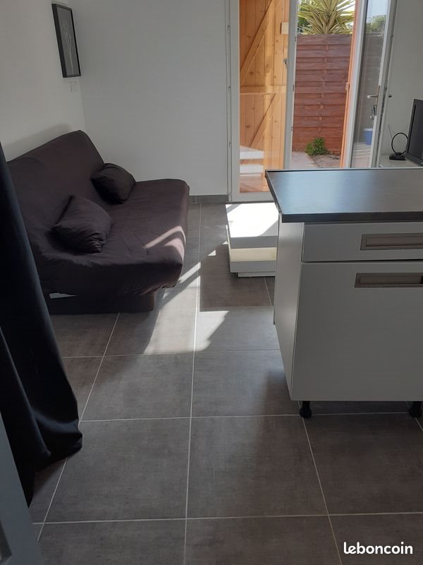 Appartement à louer, 25m², Marignane