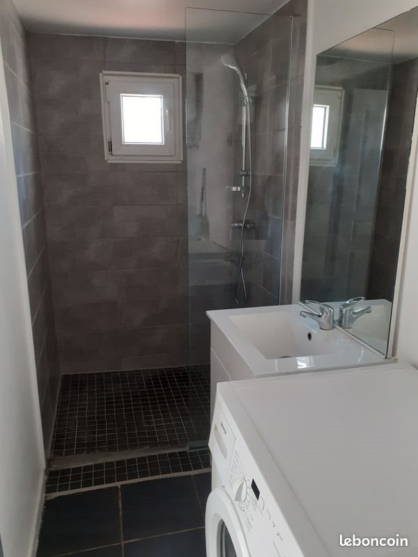 Appartement à louer, 25m², Marignane