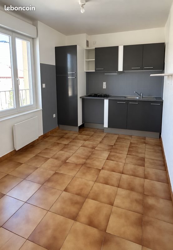 Appartement à louer, 85m², Caussade