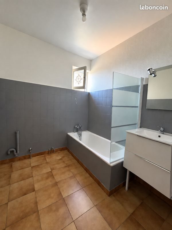 Appartement à louer, 85m², Caussade