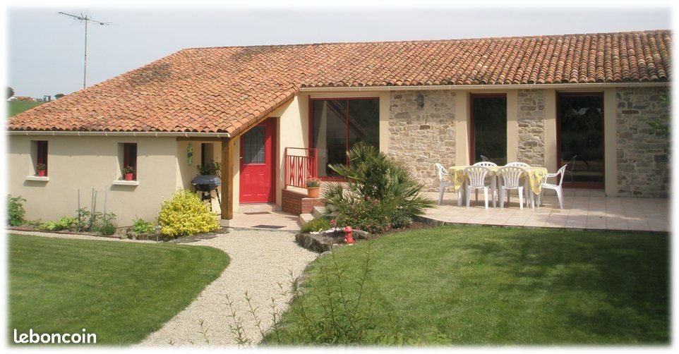 Maison à louer, 82m², Mortagne-sur-Sèvre