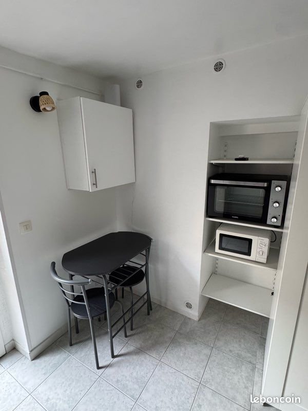 Appartement à louer, 15m², Versailles