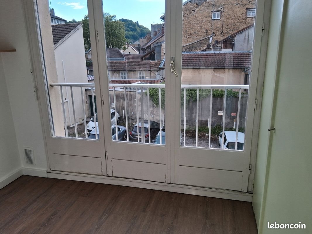 Appartement à louer, 21m², Lons-le-Saunier