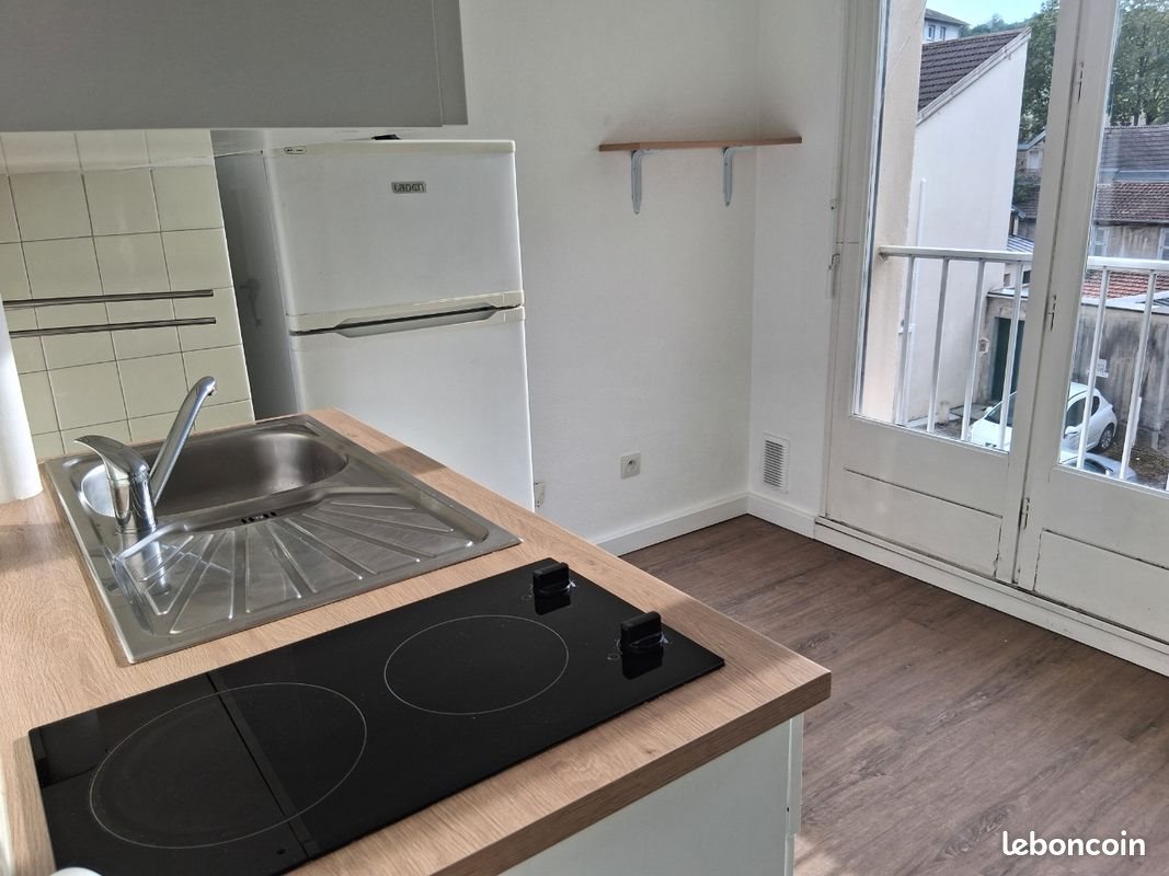 Appartement à louer, 21m², Lons-le-Saunier