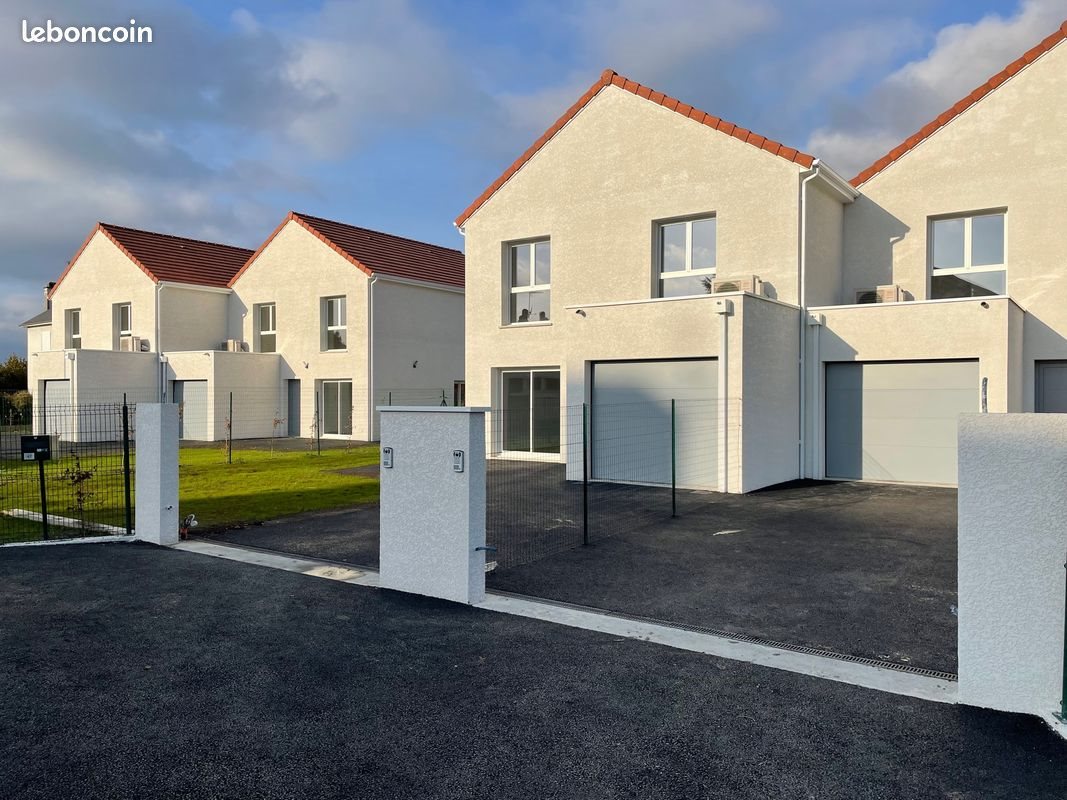 Maison à louer, 105m², Gelos