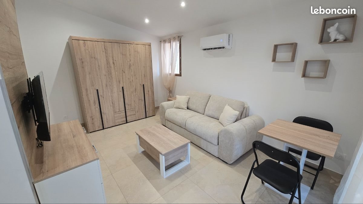 Appartement à louer, 26m², Peypin