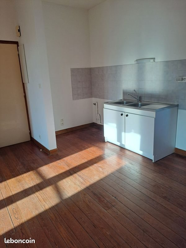 Appartement à louer, 63m², Saint-M'Hervé